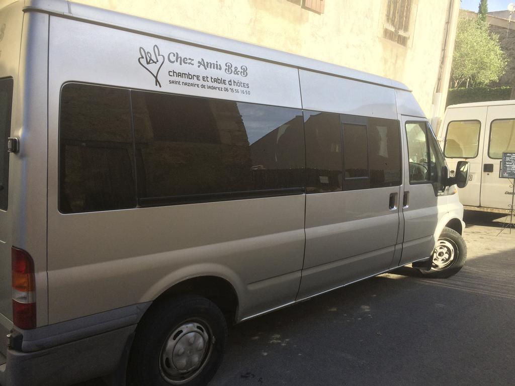 Chez Les Amis Hotel Saint-Nazaire-de-Ladarez Eksteriør billede