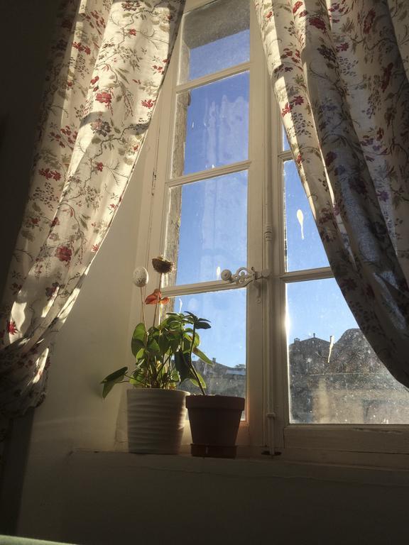Chez Les Amis Hotel Saint-Nazaire-de-Ladarez Eksteriør billede