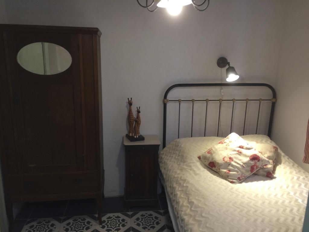 Chez Les Amis Hotel Saint-Nazaire-de-Ladarez Eksteriør billede